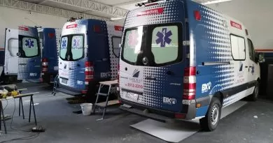 Envelopamento de Ambulâncias, Adesivagens de Vans